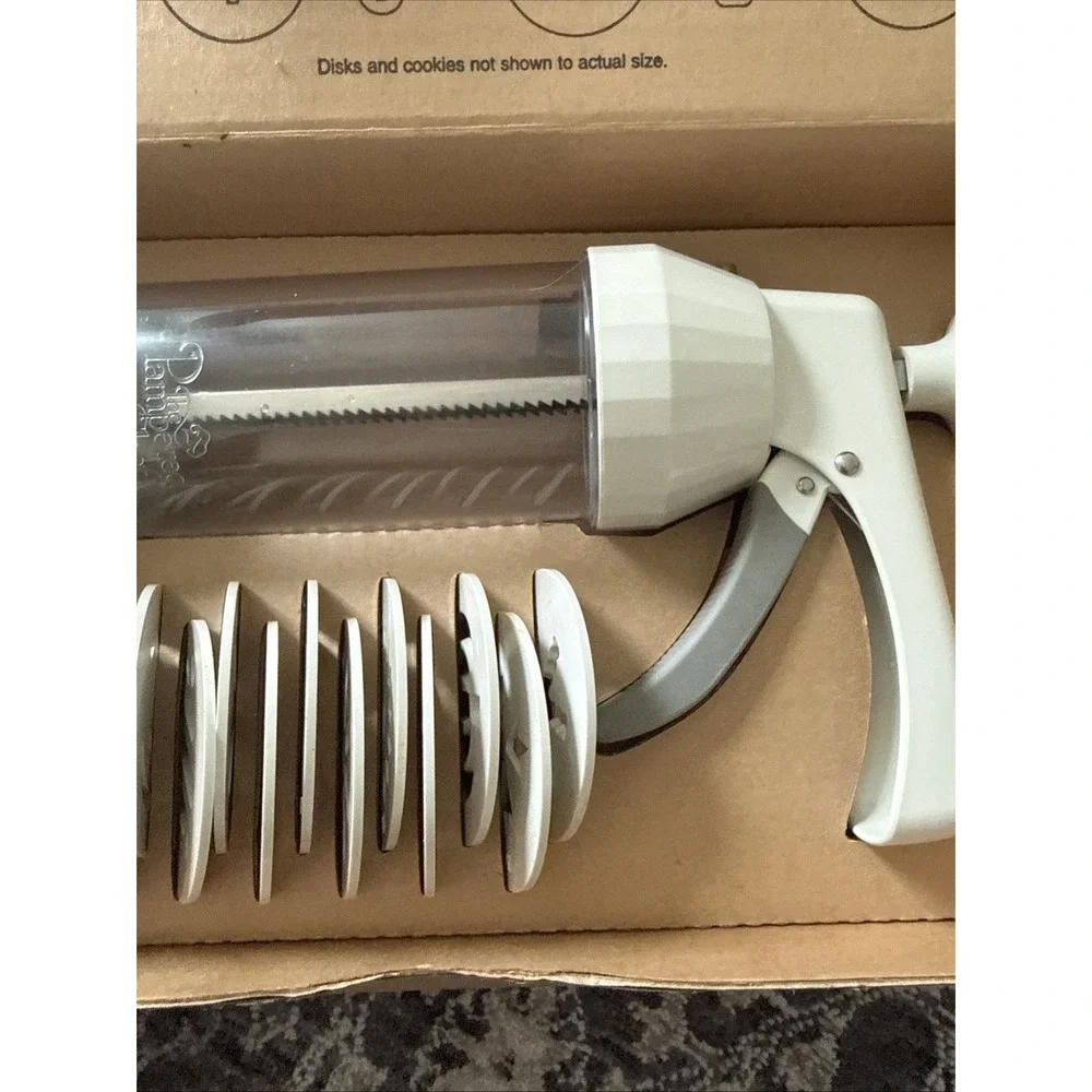 Pampered Chef Cookie Press 16 Different Disk Designs #1525 USA